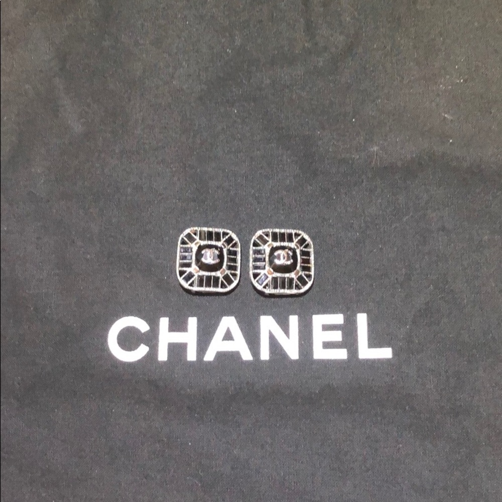 CHANEL black crystal clip on earrings
